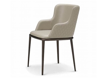 意式現(xiàn)代簡約皮革靠背實木椅子