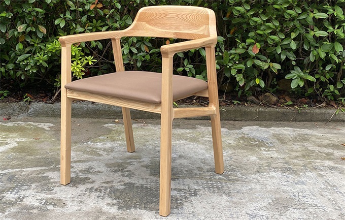 企業(yè)食堂現(xiàn)代簡約實木扶手靠背椅