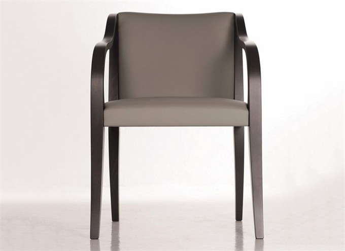 中餐廳時(shí)尚皮革餐椅現(xiàn)代實(shí)木扶手椅