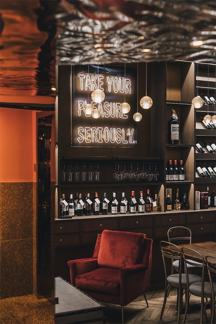 酒吧空間設(shè)計(jì)效果圖